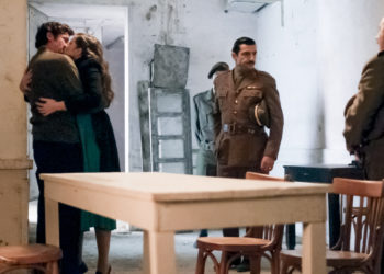 Άγριες Μέλισσες: Μια γυναίκα θ’ αποδειχθεί η απόλυτη καταστροφή της Ελένης