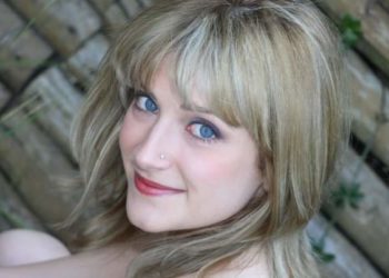 Η Αγγελική Παρδαλίδου απαντά σε 10+1 ερωτήσεις