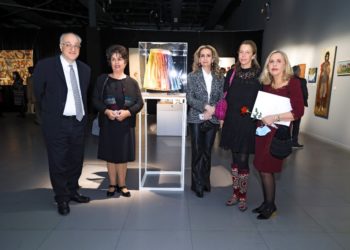 Eγκαίνια της έκθεσης «Απ’ τη μεριά των σοφών και των τρελών»: Αφιέρωμα στον Θεόφιλο Χατζημιχαήλ»