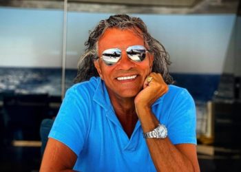 Στο γηροκομείο με τον Ηλία Ψινάκη