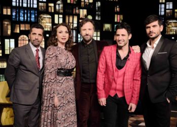 Δυνατά: Παραμονή Χριστουγέννων με τον Κωστή Μαραβέγια και τους καλεσμένους του