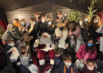 Ο Αϊ Βασίλης στα παιδιά της Στέγης Ανηλίκων Πειραιά «Καλός Ποιμένας»