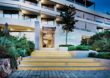 Somewhere in love στη Βουλιαγμένη