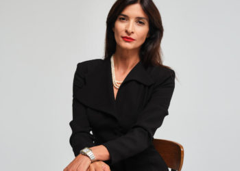 Η γη της ελιάς: Ο γάμος της Ιουλίας