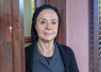 Σασμός: Η γιαγιά Ειρήνη έτοιμη να κάνει συμφωνία με τον μεγαλύτερό της εχθρό