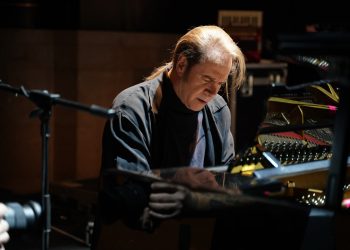 “H αυλή των θαυμάτων-Το μιούζικαλ” στο Μέγαρο Μουσικής Αθηνών