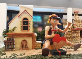 Ο αυθεντικός Πινόκιο στο Mediterranean Cosmos