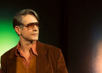 O Aιμίλιος Χειλάκης από το Α ως το Ω: “Η ζωή είναι το μόνο σίγουρο, μην πιστεύετε τίποτα άλλο!”