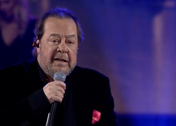 O Γιάννης Πάριος στο “Σπίτι με το Mega”