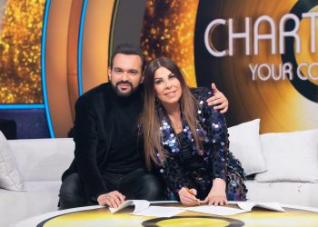 Η Άντζελα Δημητρίου στην οικογένεια της Panik Records