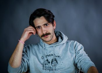 Ο Αλέξανδρος Παπατριανταφύλλου από το Α ως το Ω: “4.000 χρόνια ανθρώπινος πολιτισμός και ακόμη μαχόμαστε το διαφορετικό”