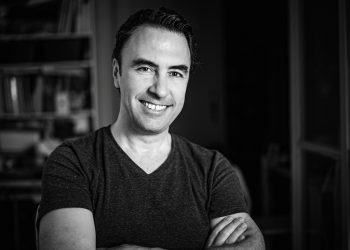 O Σπύρος Περδίου από το Α ως το Ω: “Τι κι αν δεν είδες; Υπάρχουν στ’ αλήθεια οι μονόκεροι”