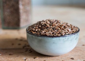 Λιναρόσπορος: Tα δώδεκα πιο σημαντικά οφέλη του για την υγεία μας