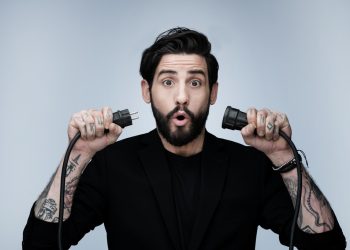 Total Blackout: Ποιοι celebrities θα παίξουν στο σκοτάδι;