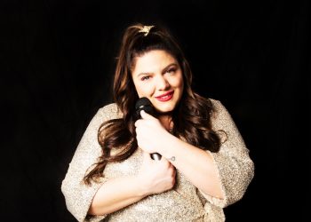 H “Oυρανία” με την Δανάη Μπάρκα επιστρέφει