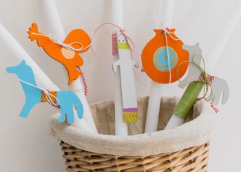 Πασχαλινά δώρα και λαμπάδες  στο Cycladic Shop