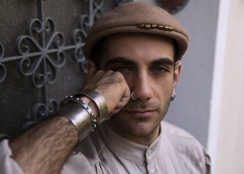 Ο Αυγουστίνος Κούμουλος από το Α ως το Ω: “Άτιμο πράγμα το μυαλό, εμφανίζει δαίμονες κι εξοντώνει θηρία”