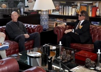 Στο γηροκομείο με τον Ηλία Ψινάκη: Eurovision 2004 με τον Σάκη Ρουβά