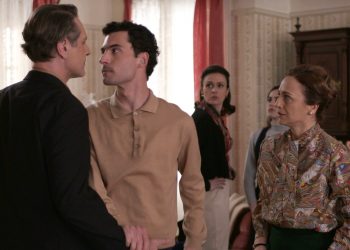 Άγριες Μέλισσες: Ο Ακύλας αντιμέτωπος με την οικογένειά του