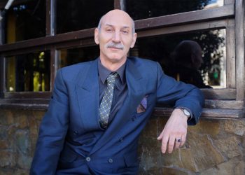 O Κώστας Ξυκομηνός από το Α ως το Ω: “Το σινεμά είναι η αιτία που έγινα ηθοποιός”