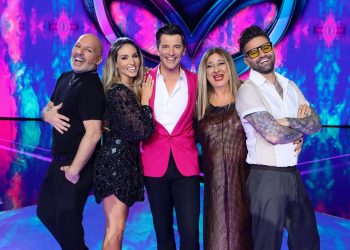 Μια νέα Μάσκα στη σκηνή του “The Masked Singer”