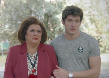 Συμπέθεροι από τα Τίρανα: Καλοκαιρινή περιοδεία σε όλη την Ελλάδα