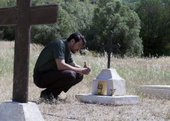 Άγριες Μέλισσες: Ο Ακύλας βάζει σε εφαρμογή το σχέδιό του