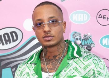 MAD VMA 2022: Ο Light ζητά συγνώμη από το κοινό