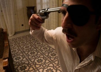 Άγριες Μέλισσες: Τρυφερό τετ-α-τετ για τον Μελέτη και την Πηνελόπη