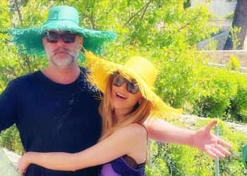 Δέσποινα Βανδή – Βασίλης Μπισμπίκης: Ζουν τον απόλυτο έρωτα στη Θεσσαλονίκη