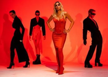 Άννα Βίσση – «Αίμα» ft. Daphne Lawrence: Πάνω από 1 εκατομμύριο views και σταθερά top trend