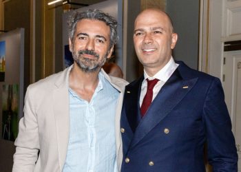 Τιτανικός ο Γιάννης Χατζηλοΐζου με τρία αριστουργήματα του Μπετόβεν στον Πειραιά