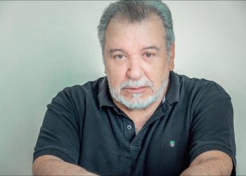 Ο Τάσος Χαλκιάς από το Α ως το Ω: ” Δεν με συγκινεί τίποτα άλλο περισσότερο παρά το ανθρώπινο ταλέντο”