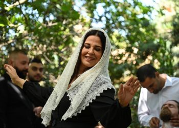 Σασμός: Το τέλος καρέ καρέ