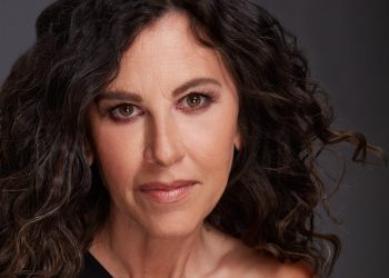 H Eλευθερία Αρβανιτάκη στο “Φεστιβάλ Δελφών”