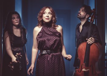 Ελένη Ράντου: Θεατρική επιστροφή με “Το πάρτι της ζωής μου”