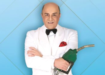 Μάρκος Σεφερλής: “Πράκτωρ 00λεφτά” στο Δελφινάριο