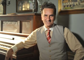 Backstage στο “Βραχιόλι της φωτιάς”