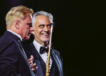 Θριαμβευτική  αυλαία με τον Andrea Bocelli για το επετειακό Sani Festival