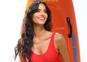 Η Ηλιάνα Παπαγεωργίου επιστρέφει με το πιο fun ριάλιτι γνωριμιών