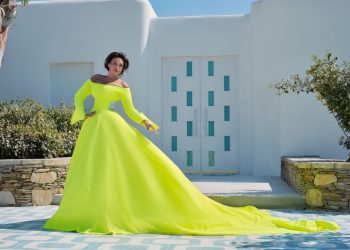 Συνέντευξη με την Σίλια Κριθαριώτη στο βρετανικό Harper’s Bazaar