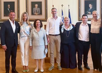 Πρόσωπα και πράγματα να δουν τα μάτια σας