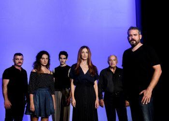 Ψηλά απ’ τη γέφυρα: Οι πρόβες ξεκίνησαν