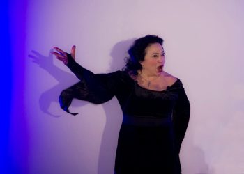 Η Μελίνα Μποτέλλη από το Α ως το Ω: “Το θέατρο είναι ένα κομμάτι, όχι όλη η ζωή μου”