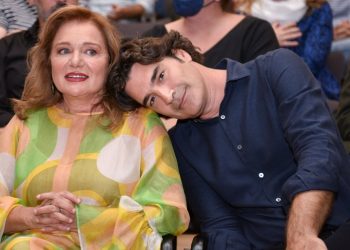 Πολυαναμενόμενος “Μaestro” Χριστόφορος Παπακαλιάτης