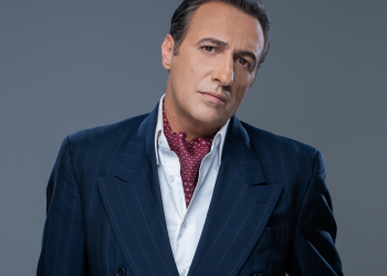 Ποιος είναι ο Αποστόλης Βασιλείου