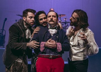 “Oι παίχτες” συνεχίζουν την ξέφρενη πορεία τους στο Θέατρο Κιβωτός