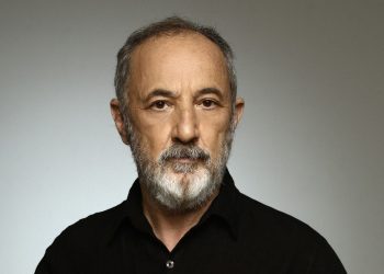 Σασμός: Ποιος είναι ο Παύλος Βρουλάκης