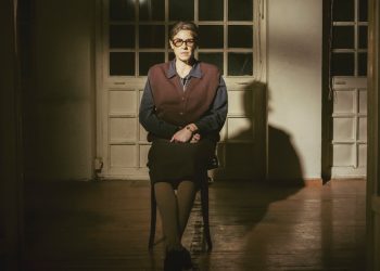 “Σωτηρία με λένε” με την Κάτια Γκουλιώνη στο θέατρο Μικρό Χορν