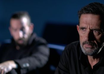 Mαύρο Ρόδο: Ο Πέτρος έρχεται πιο κοντά με την Ελισάβετ